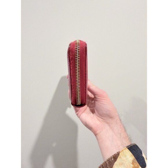 Gucci Red Leather Zip-Around Wallet with Gold Logo Gucci Marmont GG - Picture 7 of 11